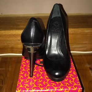 Tory Burch pumps